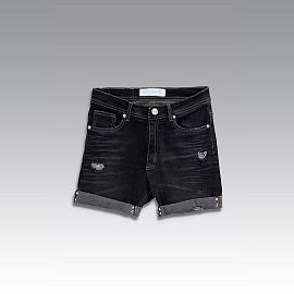 BLACK GROUND